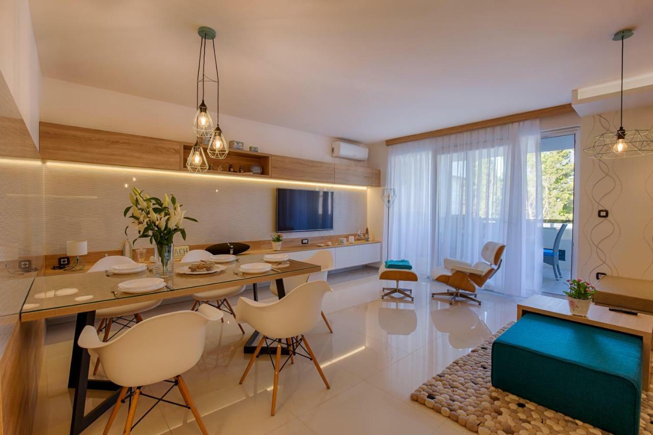 Deluxe New Apartments - Few Steps From The Beach - Luxury Holiday With Style - By Traveler Tourist Agency Krk Krk Town Exteriér fotografie