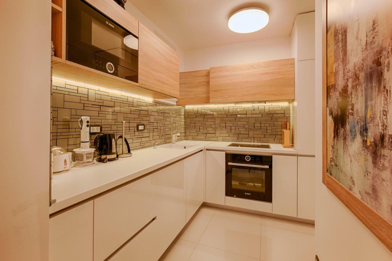 Deluxe New Apartments - Few Steps From The Beach - Luxury Holiday With Style - By Traveler Tourist Agency Krk Krk Town Exteriér fotografie