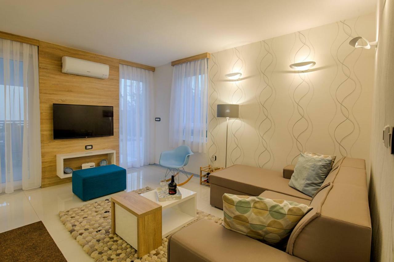 Deluxe New Apartments - Few Steps From The Beach - Luxury Holiday With Style - By Traveler Tourist Agency Krk Krk Town Exteriér fotografie