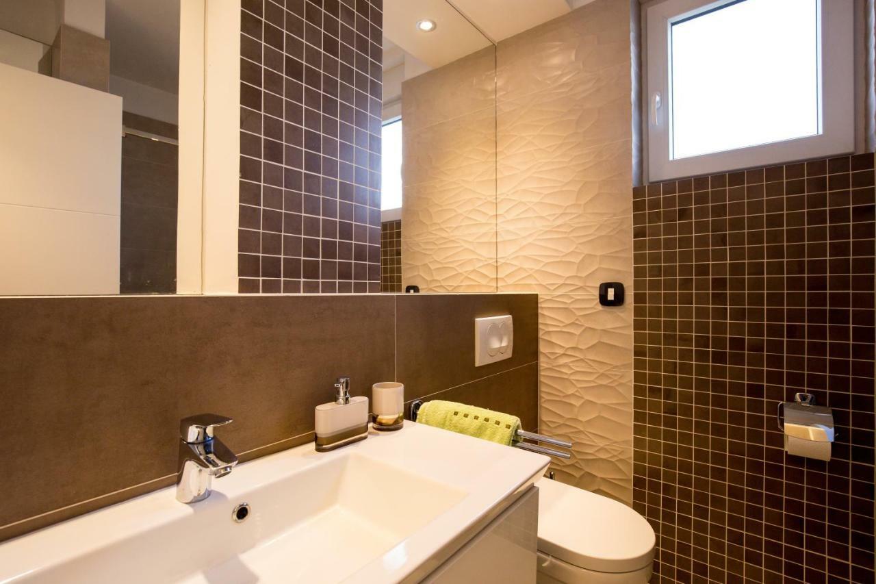 Deluxe New Apartments - Few Steps From The Beach - Luxury Holiday With Style - By Traveler Tourist Agency Krk Krk Town Exteriér fotografie