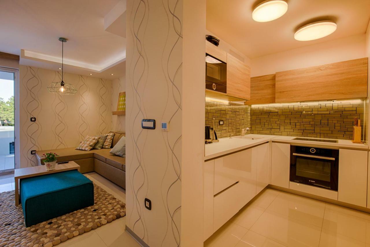 Deluxe New Apartments - Few Steps From The Beach - Luxury Holiday With Style - By Traveler Tourist Agency Krk Krk Town Exteriér fotografie