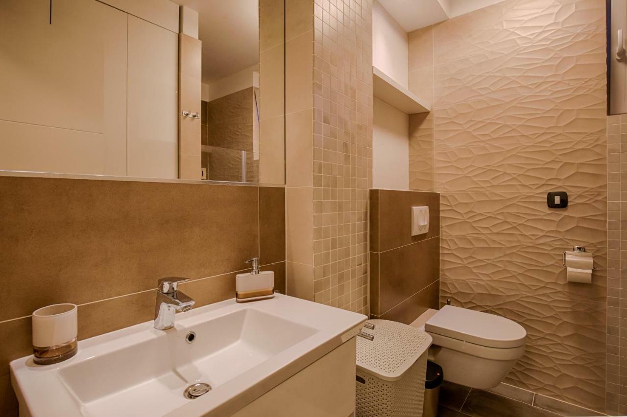 Deluxe New Apartments - Few Steps From The Beach - Luxury Holiday With Style - By Traveler Tourist Agency Krk Krk Town Exteriér fotografie